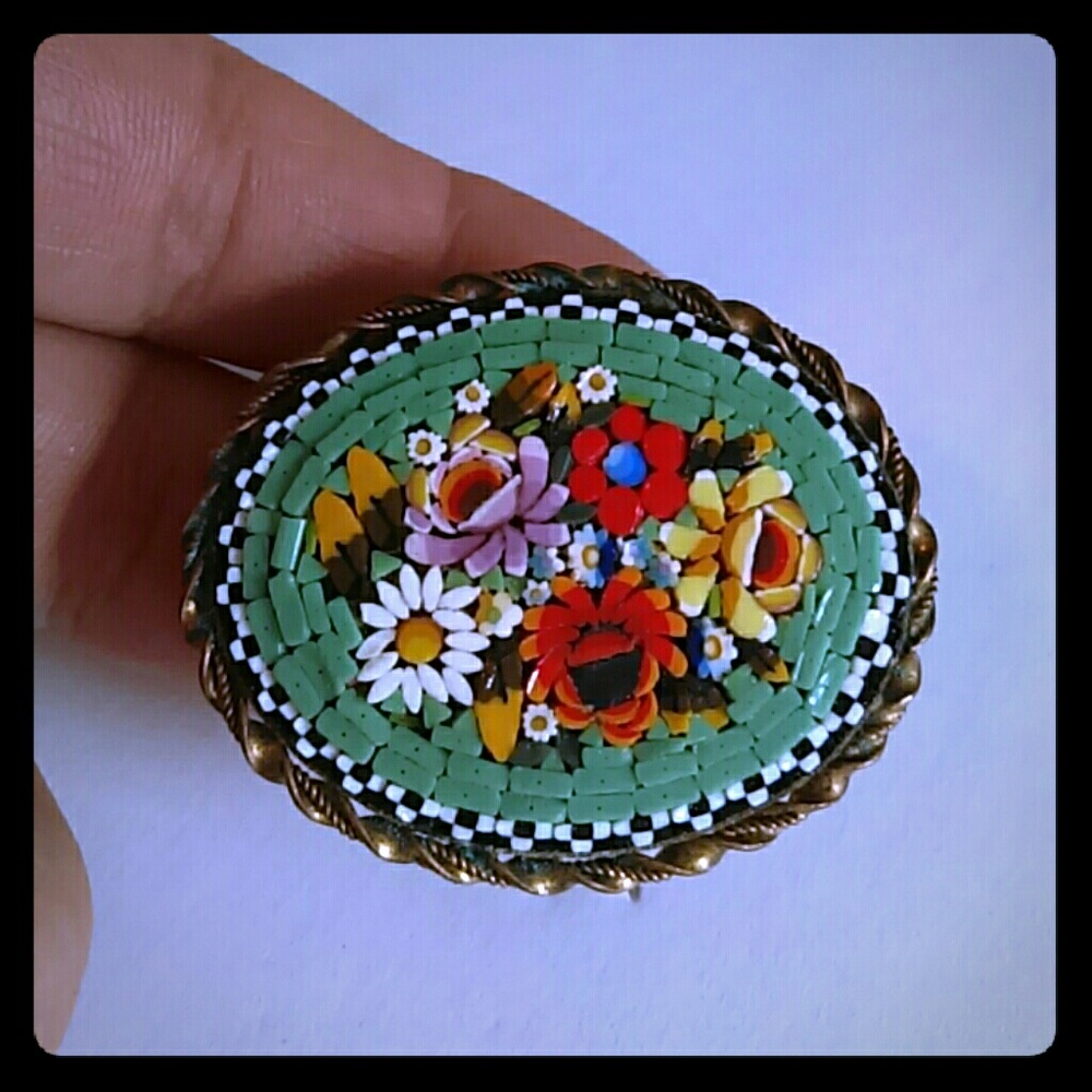 1920's Vintage Micro Mosaic Brooch Pin